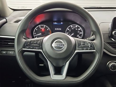 Used 2022 Nissan Altima 2.5 S image 22