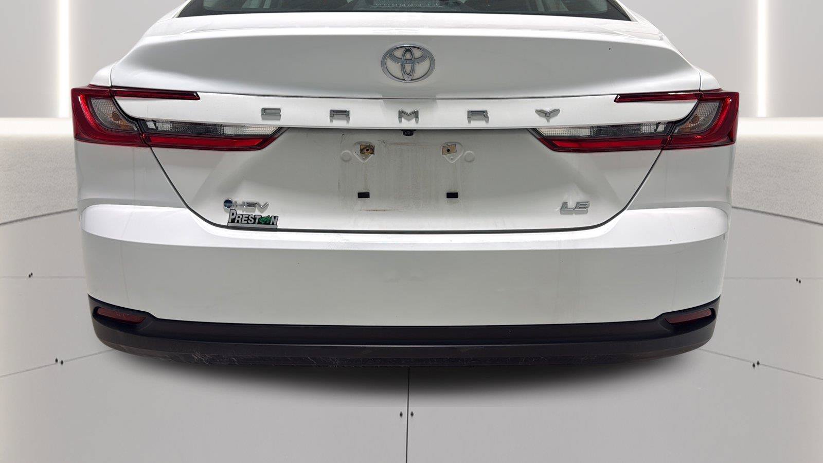 Used 2025 Toyota Camry LE FWD image 27