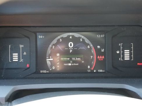 Used 2024 Toyota Tacoma SR5 AWD/4WD image 28