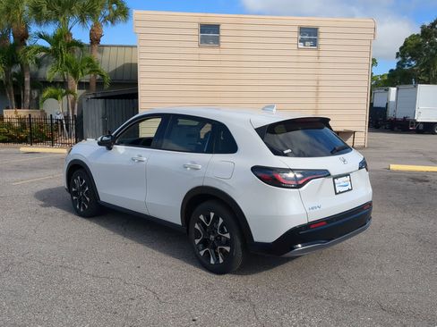 New 2027 Honda HR-V EX-L image 8