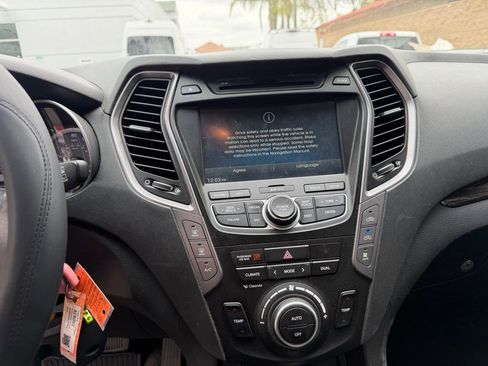 Used 2013 Hyundai Santa Fe GLS FWD image 20