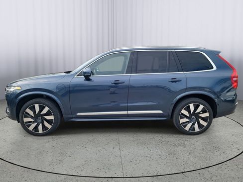 Certified 2023 Volvo XC90 T8 Ultimate w/ Protection Package Premier image 7