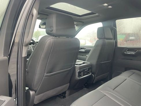New 2026 GMC Sierra 1500 SLT w/ SLT Premium Package AWD/4WD image 24