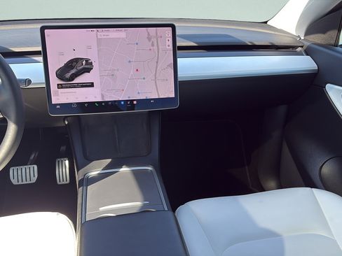 Used 2021 Tesla Model Y Performance AWD/4WD image 13