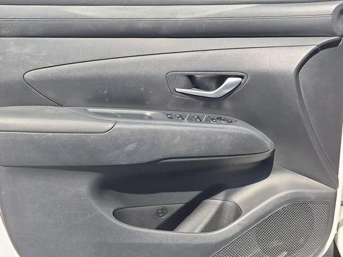 Used 2025 Hyundai Santa Cruz SEL FWD image 11