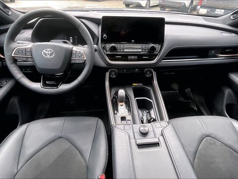 Used 2026 Toyota Grand Highlander AWD Hybrid image 16
