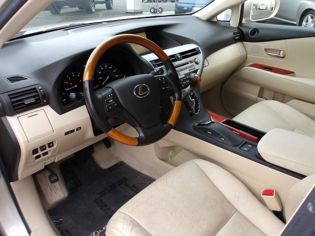 Used 2011 Lexus RX 350 AWD w/ Premium Pkg image 9