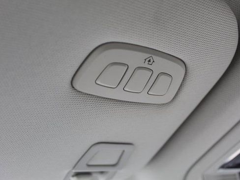 New 2026 Lincoln Nautilus Premier image 25