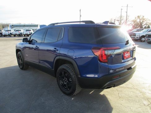 Certified 2023 GMC Acadia AT4 image 8