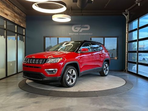 Used 2019 Jeep Compass Limited AWD/4WD image 7