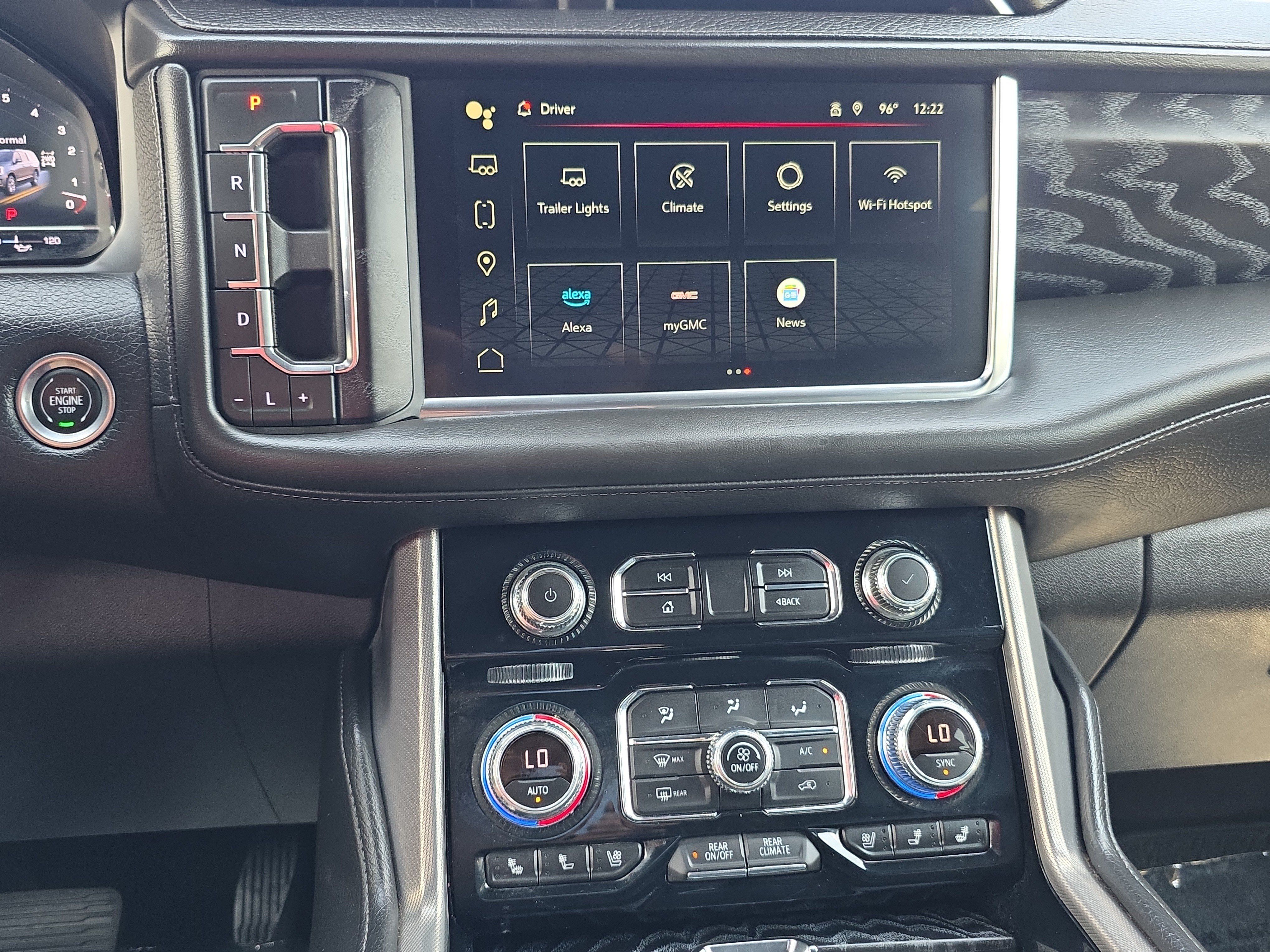 Used 2023 GMC Yukon Denali AWD/4WD image 24