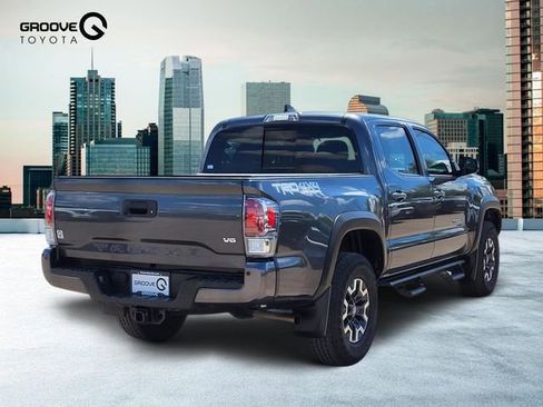Used 2023 Toyota Tacoma TRD Off-Road w/ Technology Package AWD/4WD image 5
