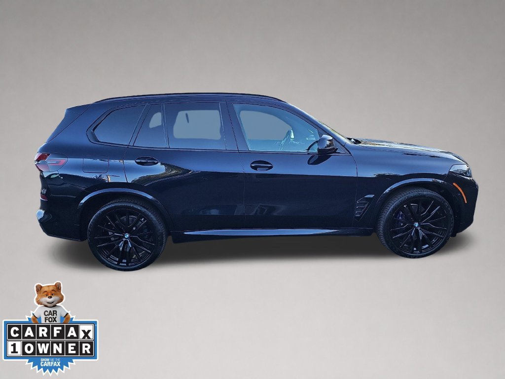 Used 2024 BMW X5 xDrive40i w/ M Sport Package AWD/4WD image 3