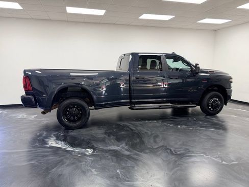 Used 2026 RAM 3500 Big Horn AWD/4WD image 23
