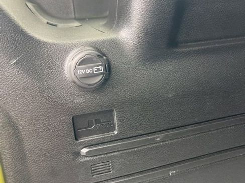 Used 2022 Jeep Wrangler Unlimited Sport AWD/4WD image 13