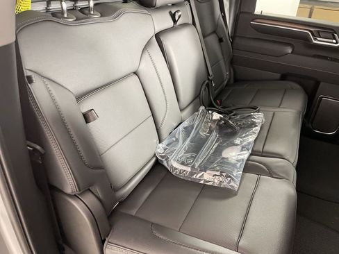 New 2025 GMC Sierra 2500 Denali w/ Denali Reserve Package image 28