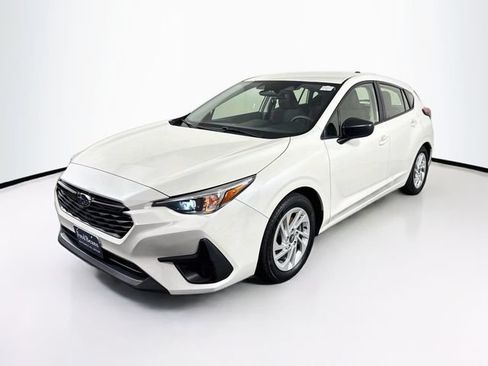 Used 2024 Subaru Impreza 2.0i AWD/4WD image 3