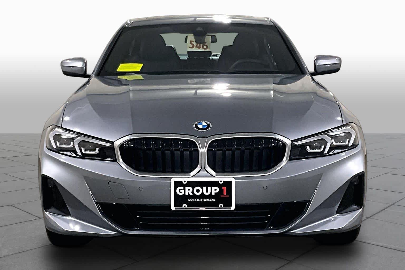 Used 2026 BMW 330i xDrive Sedan w/ Premium Package AWD/4WD image 3