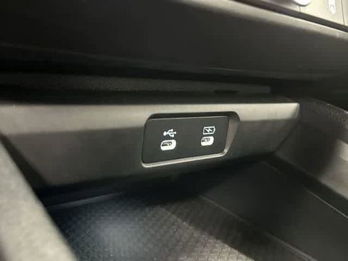 Certified 2025 Honda Accord LX image 24