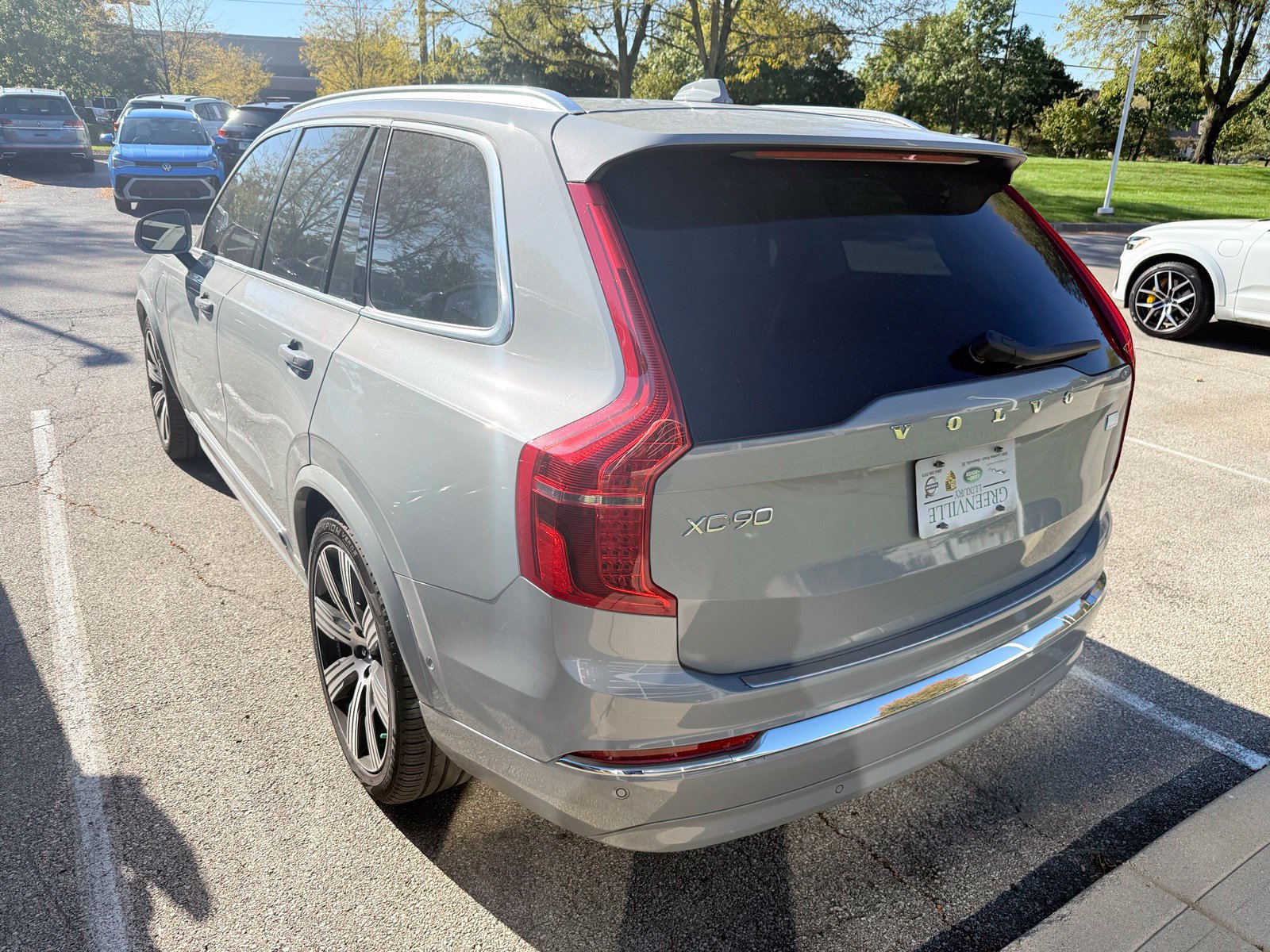 Used 2024 Volvo XC90 T8 Ultimate w/ Protection Package Premier AWD/4WD image 5