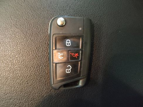 Used 2024 Volkswagen Jetta S image 32