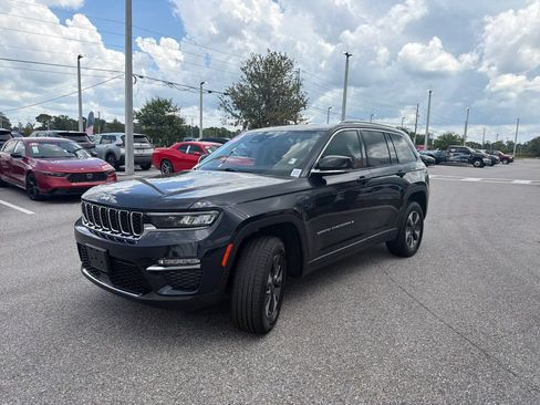 Used 2024 Jeep Grand Cherokee Limited 4xe AWD/4WD image 3