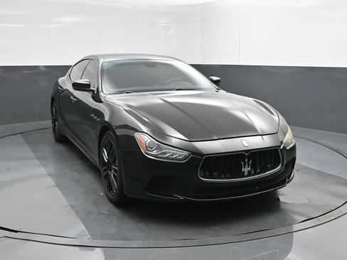 Used 2017 Maserati Ghibli S RWD image 17