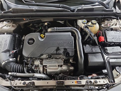 Used 2023 Chevrolet Malibu LT image 29