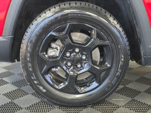 Used 2023 Jeep Compass Trailhawk w/ Trailhawk Convenience Group image 12