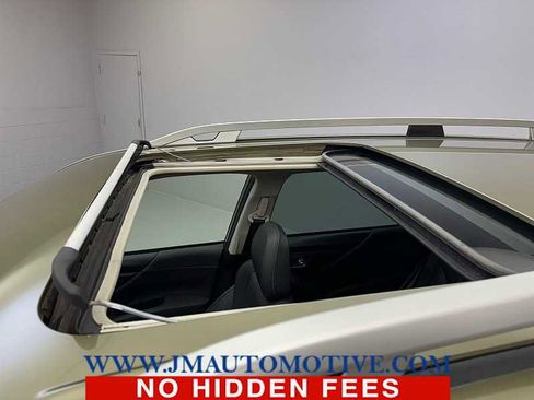 Used 2022 Subaru Forester Touring image 11