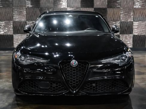Used 2020 Alfa Romeo Giulia Ti Sport w/ Quick Order Package 22U Sport RWD image 6