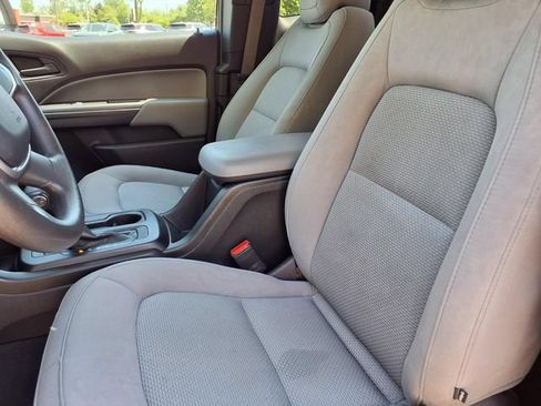 Used 2019 Chevrolet Colorado W/T w/ WT Convenience Package RWD image 3