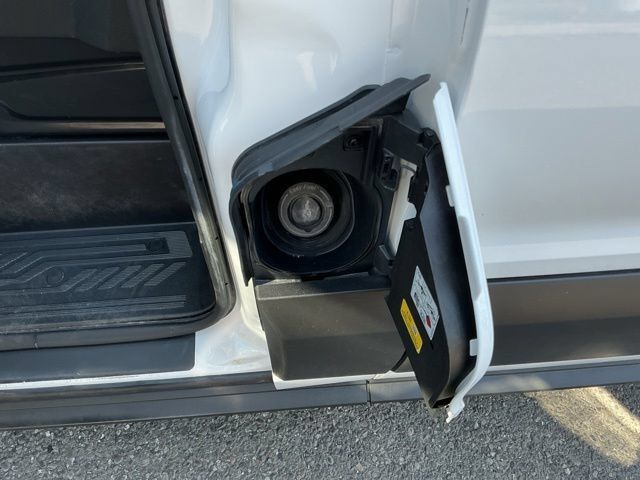 Used 2025 Ford Transit 250 148 Medium Roof Extended AWD image 15