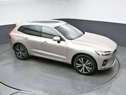 Used 2023 Volvo XC60 B5 Plus w/ Protection Package Premier FWD image 43