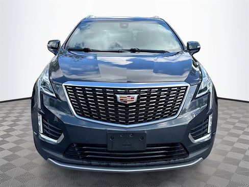 Used 2023 Cadillac XT5 Premium Luxury image 2