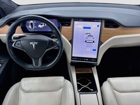 Used 2020 Tesla Model X Long Range AWD/4WD image 14