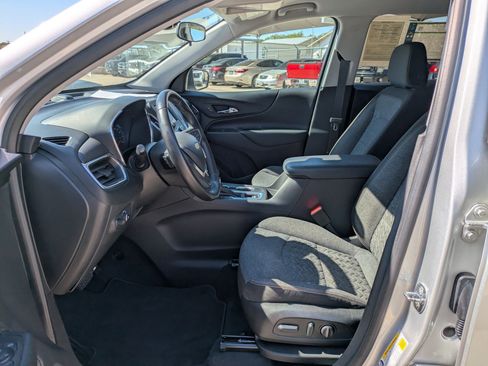 Certified 2022 Chevrolet Equinox LT image 9