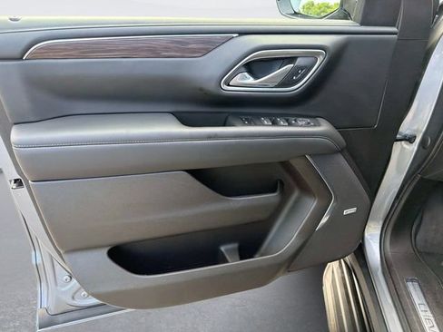 Used 2021 Chevrolet Tahoe LT AWD/4WD image 18