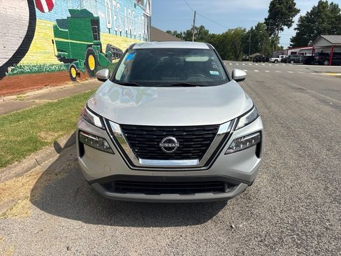 Used 2023 Nissan Rogue SV AWD/4WD image 11