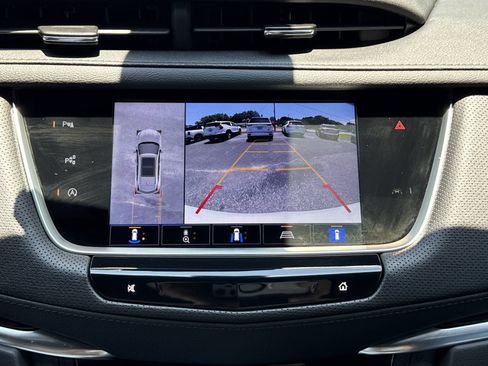 Used 2024 Cadillac XT5 Premium Luxury w/ Technology Package FWD image 30