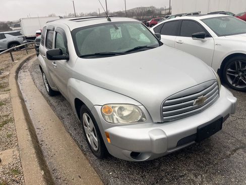 Used 2007 Chevrolet HHR LS image 2