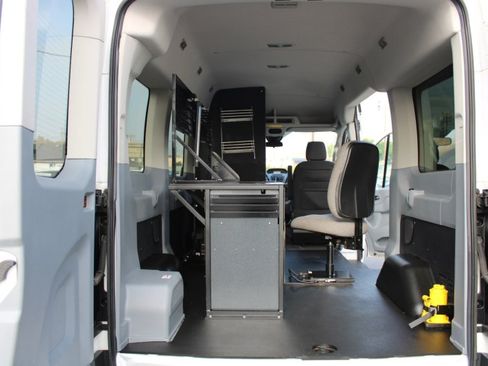 Used 2017 Ford Transit 150 XLT image 18