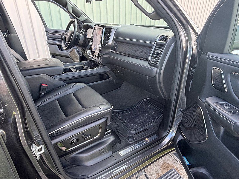 Used 2024 RAM 1500 Limited AWD/4WD image 19
