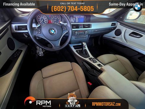 Used 2010 BMW 335i Convertible w/ Premium Pkg image 11