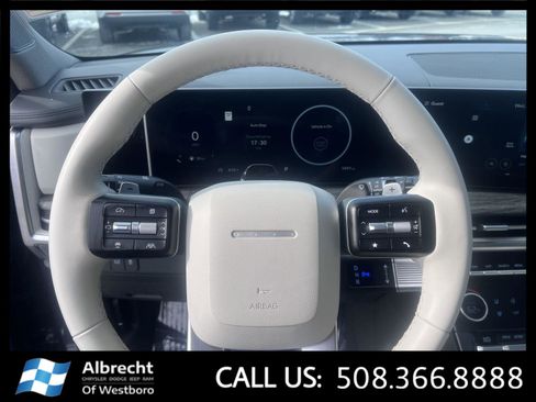 Used 2025 Hyundai Santa Fe Limited image 28