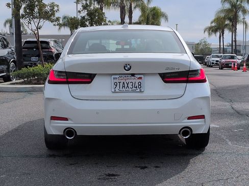Used 2025 BMW 330i 330i w/ Convenience Package image 9