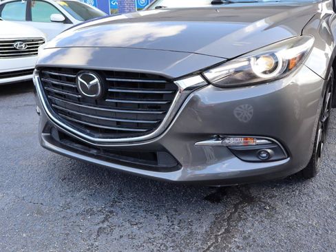 Used 2018 MAZDA MAZDA3 Grand Touring w/ Premium Equipment Package FWD image 30