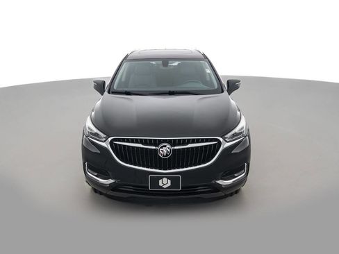Used 2018 Buick Enclave Essence w/ Trailering Package image 2