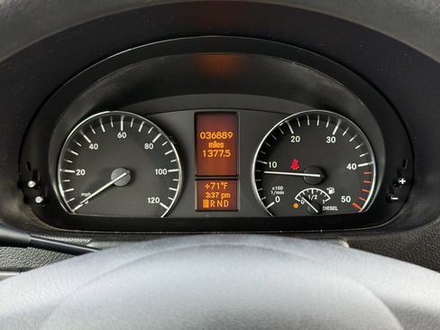 Used 2014 Mercedes-Benz Sprinter 3500 image 11