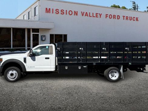Used 2022 Ford F550 2WD Regular Cab Super Duty image 7